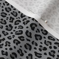 ★ LEOPARD PRINT in ULTIMATE GRAY ★ Tiny Scale / Collection : Leopard spots – Punk Rock Animal Print