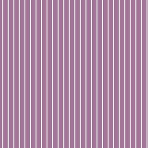 Small Mauve Pin Stripe Pattern Vertical in White