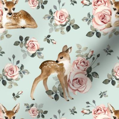 Meduim Scale / Little Deer With Vintage Roses / Mint Background 