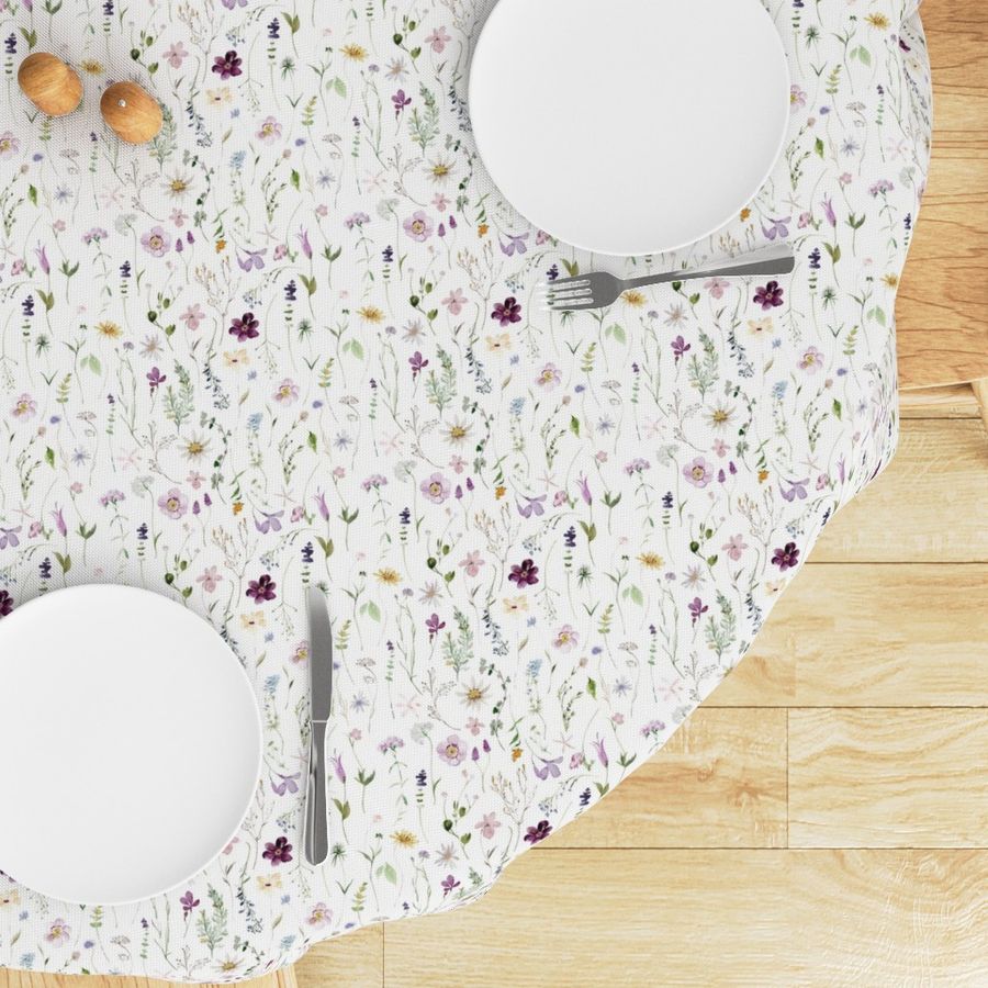 HOME_GOOD_ROUND_TABLE_CLOTH