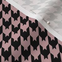 Houndstooth Pattern - Pale Mauve and Black