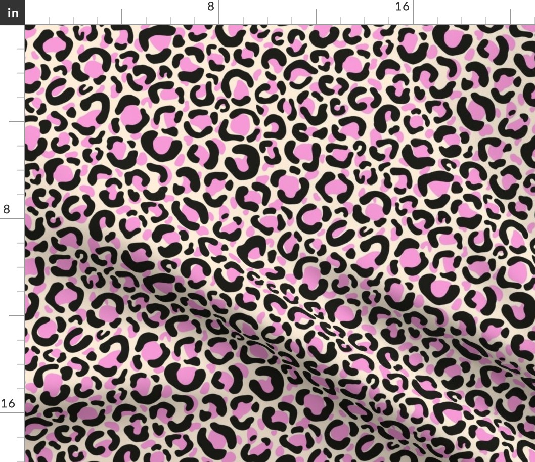 Pretty leopard print in pink, black and cream