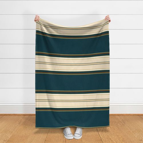 HOME_GOOD_THROW_BLANKET