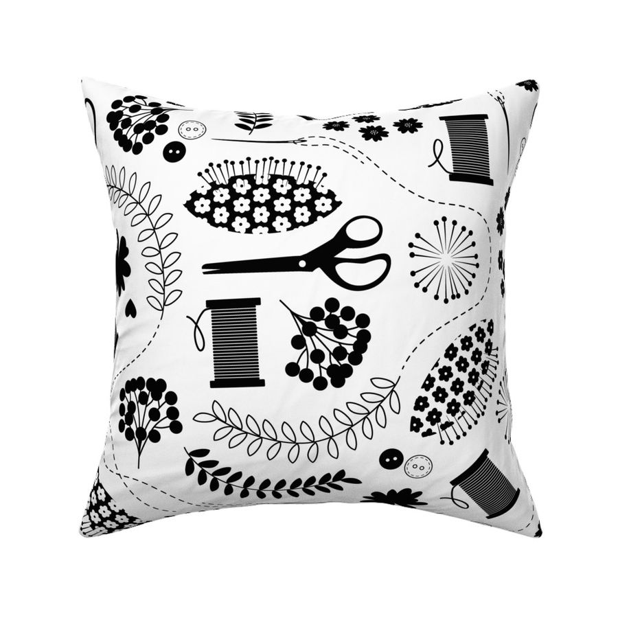 HOME_GOOD_SQUARE_THROW_PILLOW