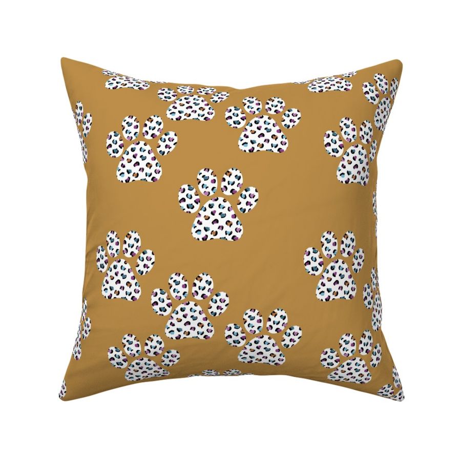 HOME_GOOD_SQUARE_THROW_PILLOW