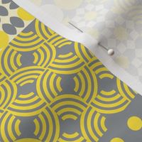 Quilt yellow gray geometrics square patchwork