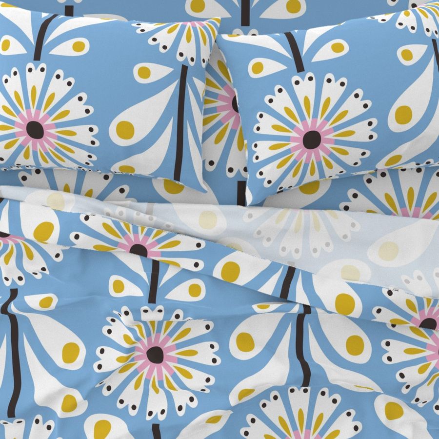 Retro Flower Pale Blue Extra Extra Large