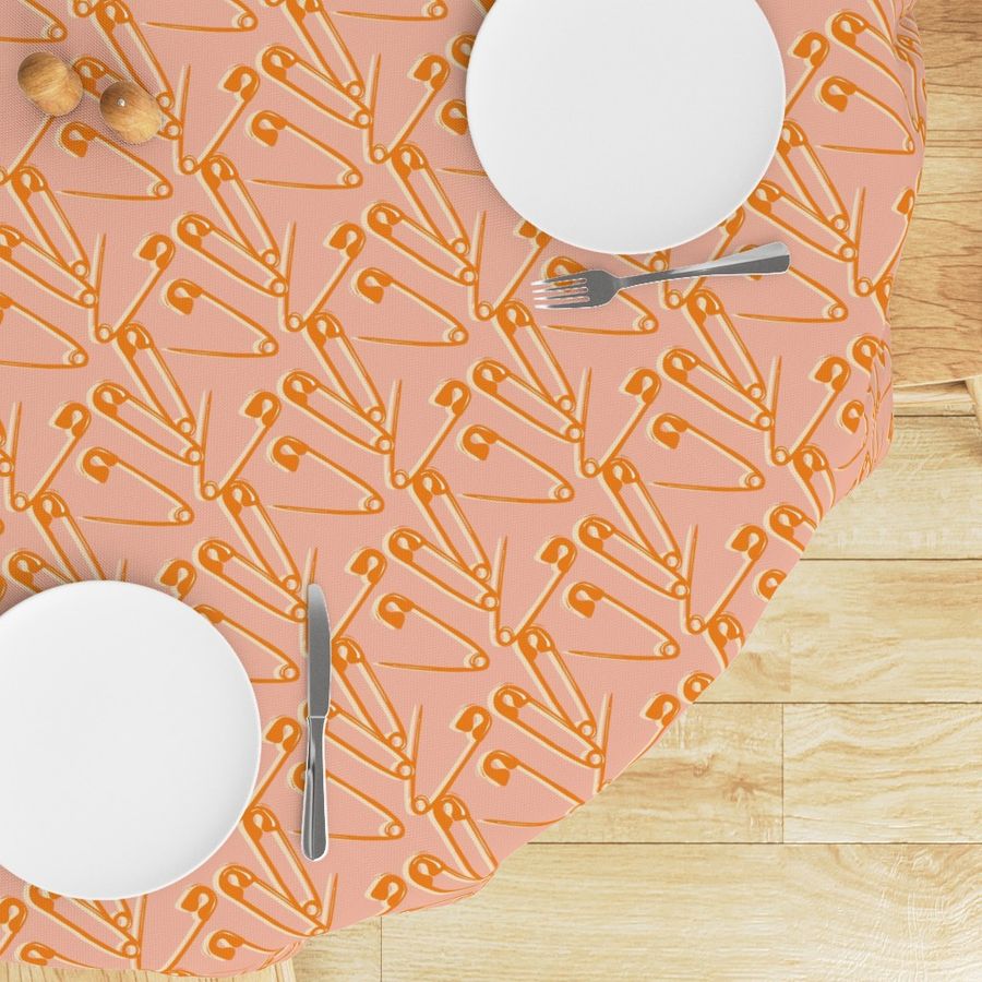 Safety pin craft pattern - pink 