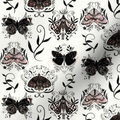 Moth_Damask_Creamy_small