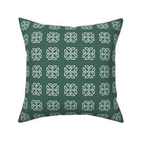 celtic knot - pine green