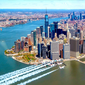 170-3    Air Force Thunderbirds fly-over of Manhattan