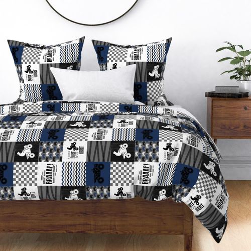 4 Wheel/ATV/A little Dirt Never Hurt//Navy - Wholecloth Cheater Quilt - Rotated