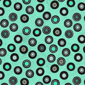 Vintage Wheels Polka Dot on Mint