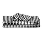 Houndstooth Black and White Medium