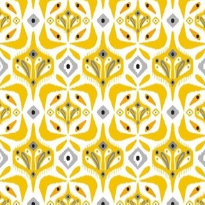 Eastlyn - Ikat Geometric White Yellow Regular Scale