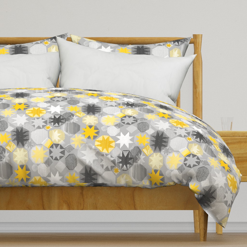 large scale Patchwork stars / cadmium yellow and ultimate gray