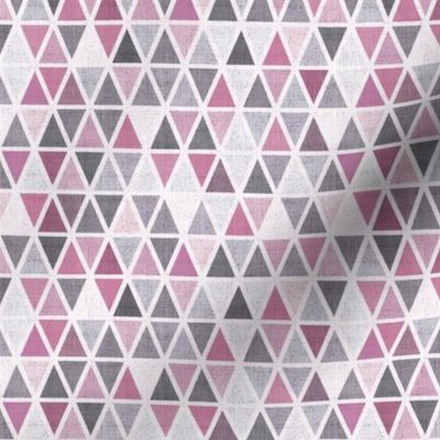 triangles grey pink25