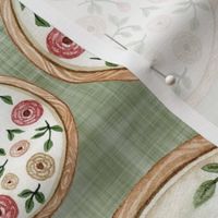 embroidery circle green linen