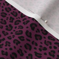 ★ LEOPARD PRINT in DARK PLUM PURPLE ★ Tiny Scale / Collection : Leopard spots – Punk Rock Animal Print