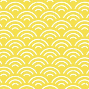 Seigaiha - Japanese style fabric in trendy 2021 colors - Illuminating  yellow and White - medium scale