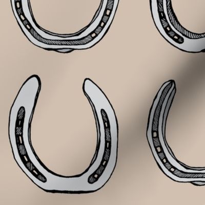 Lucky Horseshoes Greige