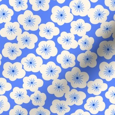 Japanese cherry blossom M in blue by Pippa Shaw