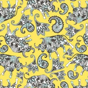 Ox Paisley (Yellow Palette) – Small Scale