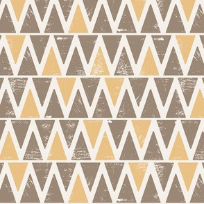 Zigzag abstract scratched in Chestertown Buff and Kingsport Gray