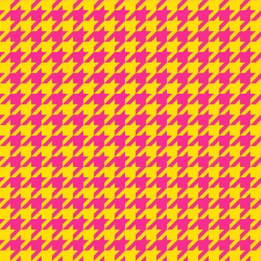 houndstooth pink yellow small