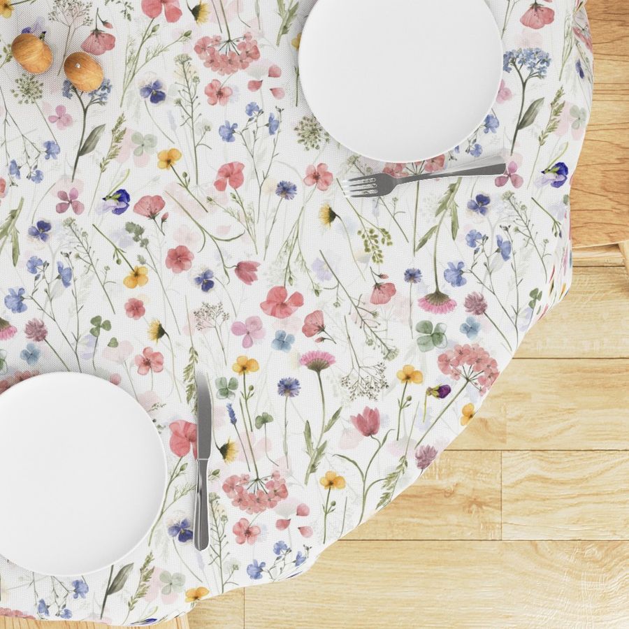 HOME_GOOD_ROUND_TABLE_CLOTH