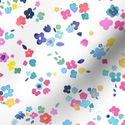 Ditsy flowers Multicolored white Small