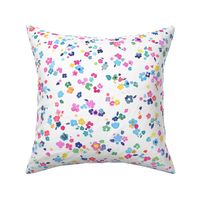 Ditsy flowers Multicolored white Small