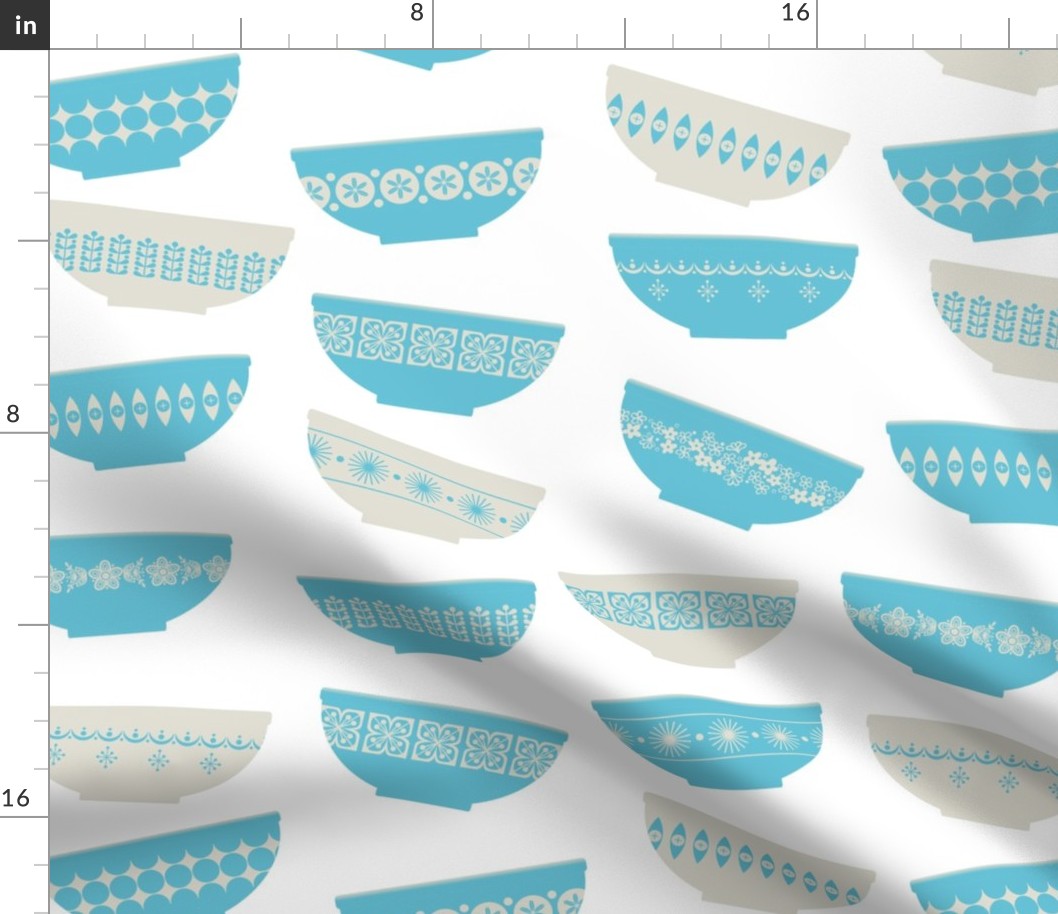 scattered blue doily pyrex bowls