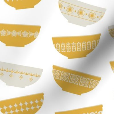scattered daisy yellow pyrex bowls-small