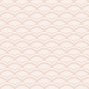 Brianne Scallop: Copper Pink Scalloped Pattern