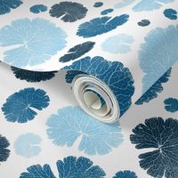 Retro Abstract Round Blue Navy Leaves