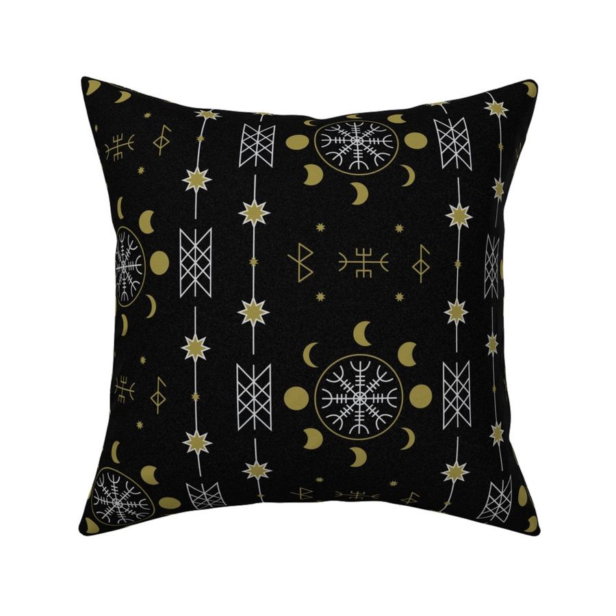 HOME_GOOD_SQUARE_THROW_PILLOW