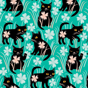 large scale kittens in clover / aqua pink black