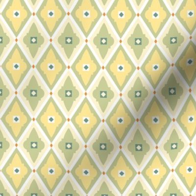 pointed quatrefoils light yellow and green | small