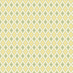 pointed quatrefoils light yellow and green | small