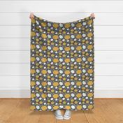 Yellow and White Dandelion Tea Floral Pattern