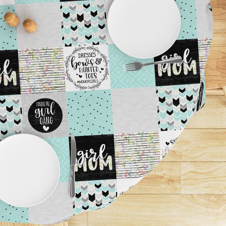 Girl Mom//Mint - Wholecloth Cheater Quilt 