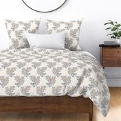 Rust ande Blues On Cream EMMA FLORAL TOSS