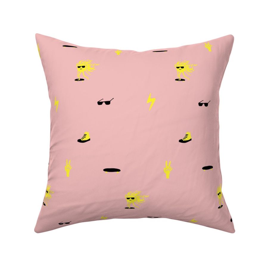 HOME_GOOD_SQUARE_THROW_PILLOW