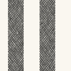 checkered stripe (large, blackjack)