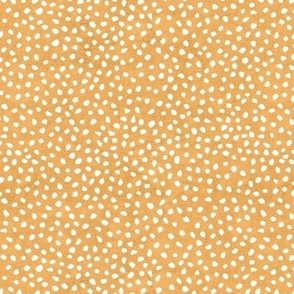 Guinea Peep Polkadots Sienna Texture