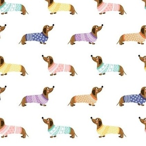 Doxie In Sweaters White (Medium)