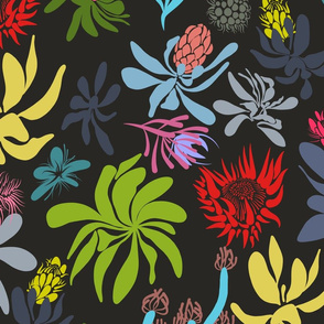 Fynbos floral in Charcoal dark and moody