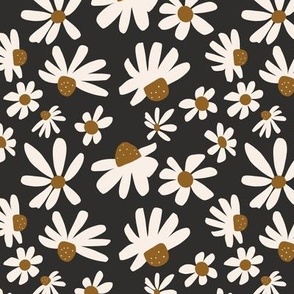 Daisy Floral / Deep Charcoal