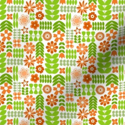 Scandinavian Flowers - Small Scale Orange and Green